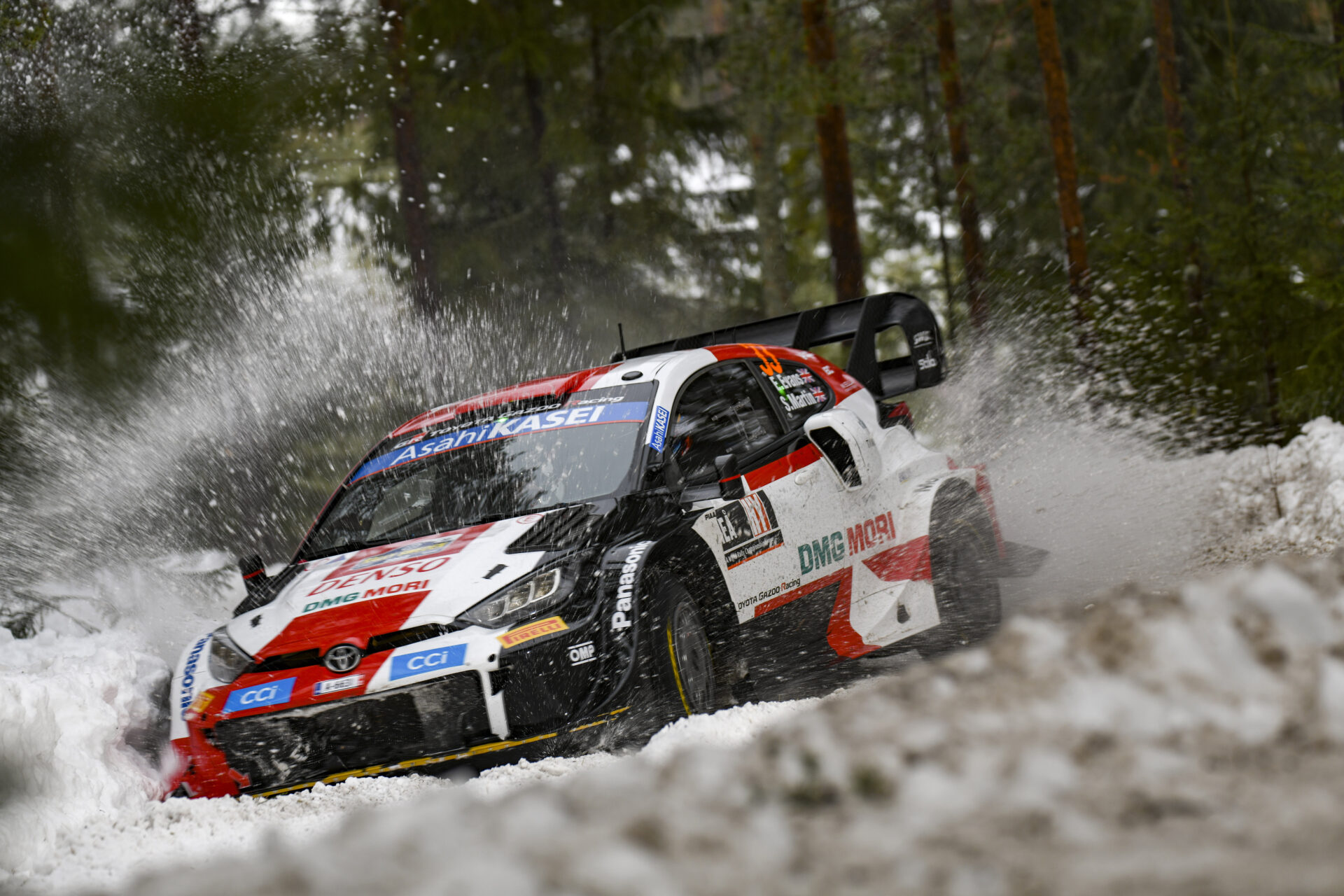 Ралли швеции. Ралли WRC 2022. Gr Yaris WRC Sweden 2022. Ралли Швеции 2022. WRC ралли Швеции.