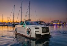 Love_ON THE SEA Ζήστε την απόλυτη ρομαντική εμπειρία την ημέρα των ερωτευμένων με μία βόλτα σε Rolls-Royce σκάφος για δύο, πάνω στη θάλασσα