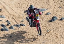 Dakar 2026 – 12η Μέρα | Al Henakiyah > Yanbu: Επιτυχημένο ρίσκο για τον Ricky Brabec, ο Nasser Al Attiyah γράφει ιστορία