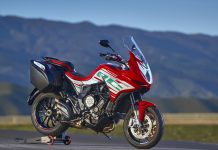 MV Agusta Turismo Veloce RC SCS: Αγωνιστικό DNA με ταχύτητα 230 χλμ./ώρα και κορυφαία τεχνολογία touring