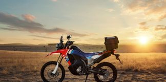 Η Honda CRF300 Rally συνεχίζει να αποτελεί το απόλυτο εισιτήριο για την περιπέτεια