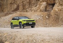 Η Jeep διακωμωδεί τη μόδα των SUV και βάζει την αυθεντικότητα στο επίκεντρο