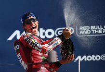 Ο Marc Márquez εκμεταλλεύτηκε το λάθος του Bezzecchi και ανέβηκε στην κορυφή του